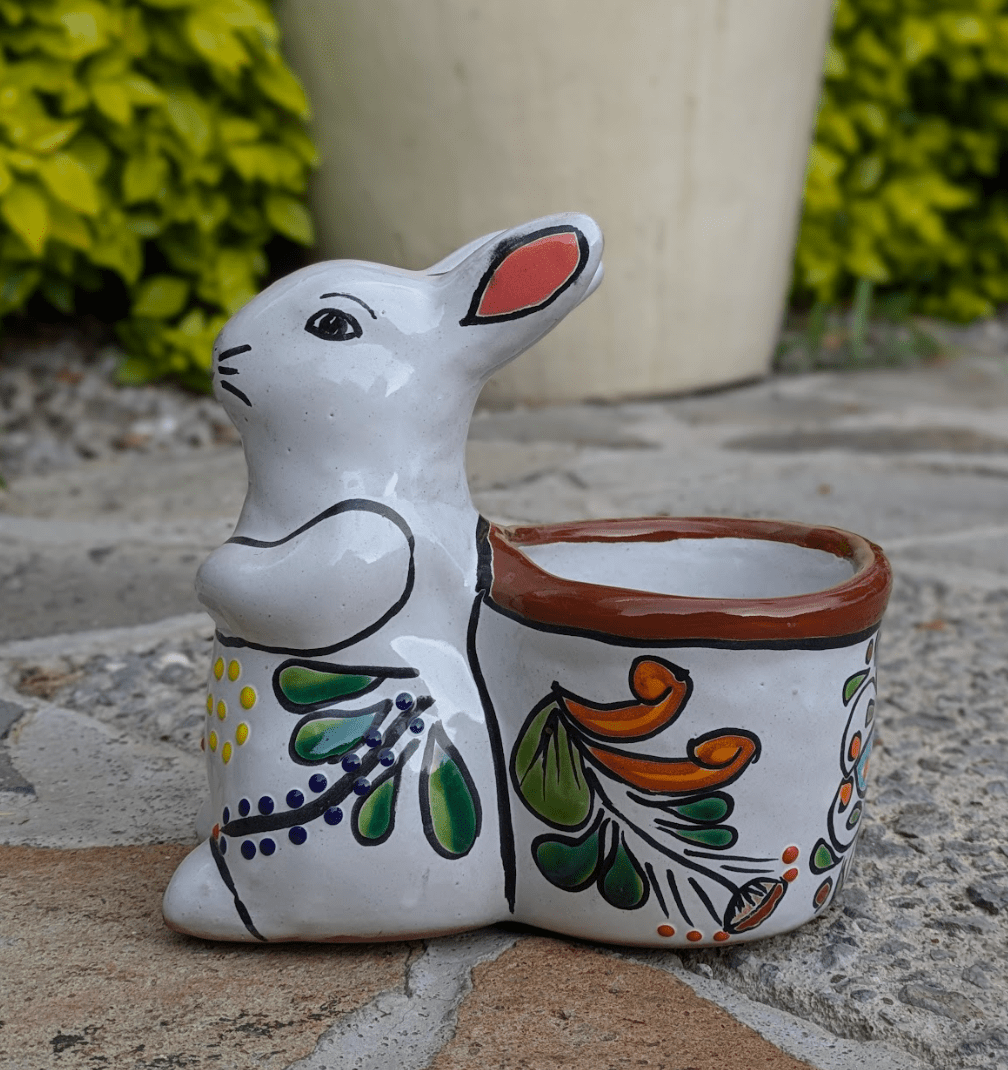 Talavera Rabbit w / Planter Behind 6.5" / MOQ 6